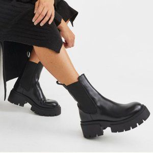 H&M Platform Chelsea-style Boots Sz 8
